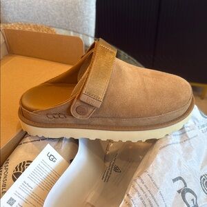 UGG womens Brown Suede Slip-On Shoes
